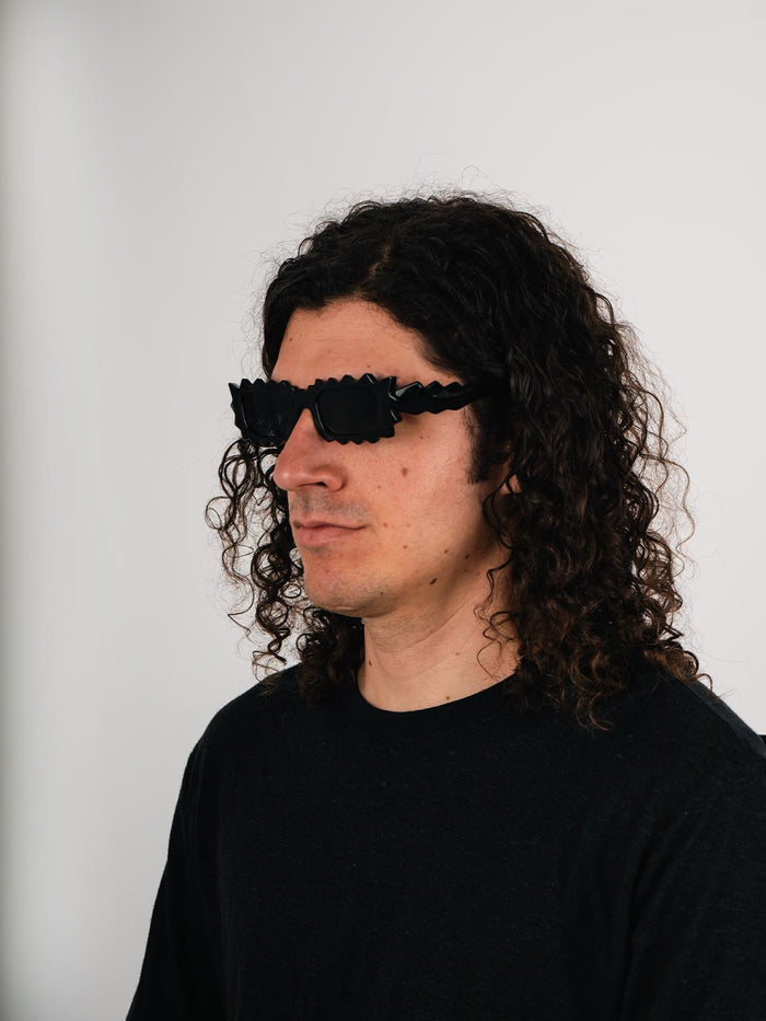 Unisex Zigzag Rectangle Sunglasses | Black-Image 5